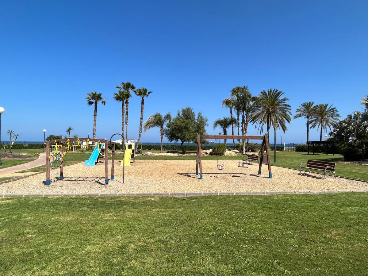 Atico Junto Al Mar,Acceso Directo A La Playa,Jardines De Nuevo Vera,Wifi ภายนอก รูปภาพ